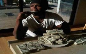 برد شرط 500000 دلاری رپر معروف امریکایی cent 50