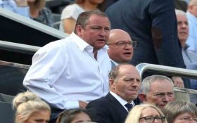 مایک اشلی و برد 1.3000.000 یورو در شرط بندی