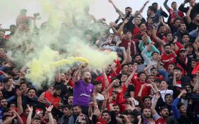 هواداران تراکتورسازی دروازه‌بان تیم‌شان را متهم کردند؛  فروزان به خاطر شرط‌بندی گل خورد