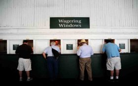 شرط بندی بازیکنان و همسرانشان در فوتبال اروپا چه حکمی دارد؟!