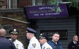 مردی که در یک کازینوی زیرزمینی نیویورک بدلیل باخت حاضران را به گلوله بست!