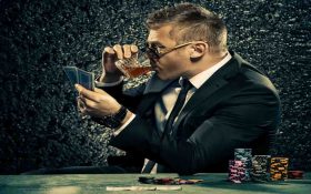 معرفی و آشنایی با بازیکن ها یا قمارباز های رده بالا ملقب به نهنگ