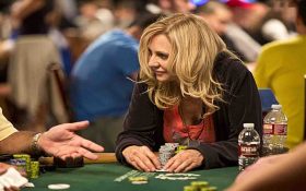 آشنایی با جنیفر هارمن: برترین بازیکن زن پوکر جهان