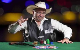 روانشناسی پوکر: آشنایی با مغلطه تیرانداز ماهر تگزاس در پوکر