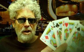 آشنایی با Arnold Snyder، نویسنده مجله Blackjack Forum