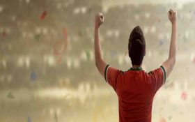 یک میکس برنده عالی در فوتبال، فردی که 10 پوند خود را 43 برابر کرد!