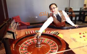 کروپیر (croupier) چه نقشی در کازینو دارد؟ تفاوت کروپیر با دیلر چیست؟